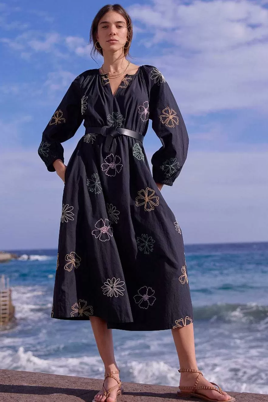 WYSE London Dresses & Jumpsuits-Amber Embroidered Dress - Black