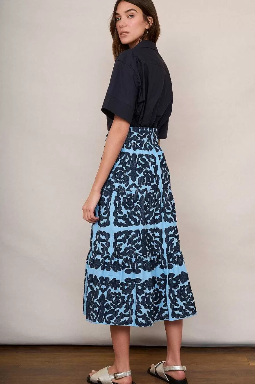 WYSE London Occasionwear-Brodie Embroidered Skirt - Blue/Midnight