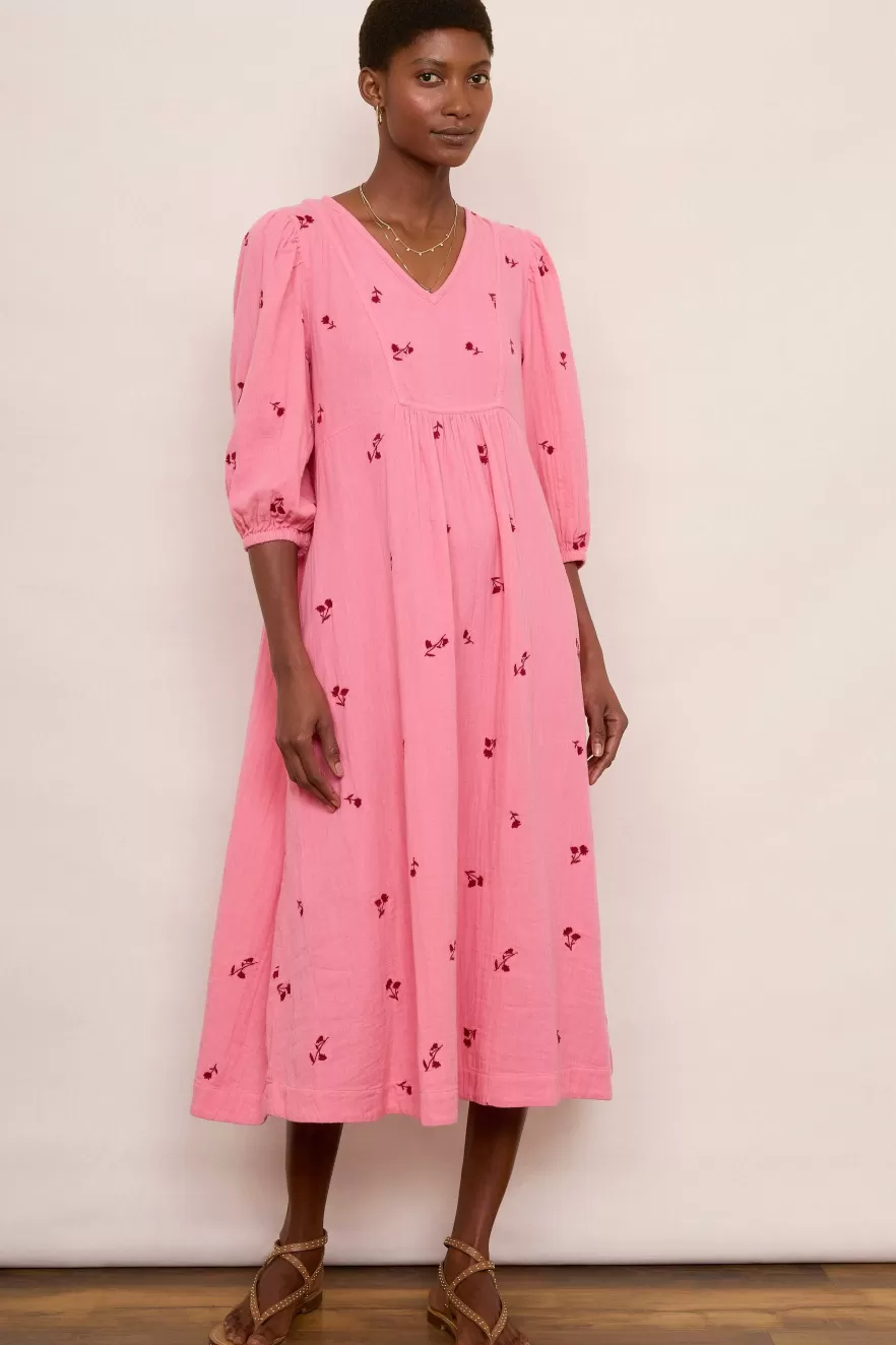 WYSE London Dresses & Jumpsuits-Hana Embroidered Dress - Pink